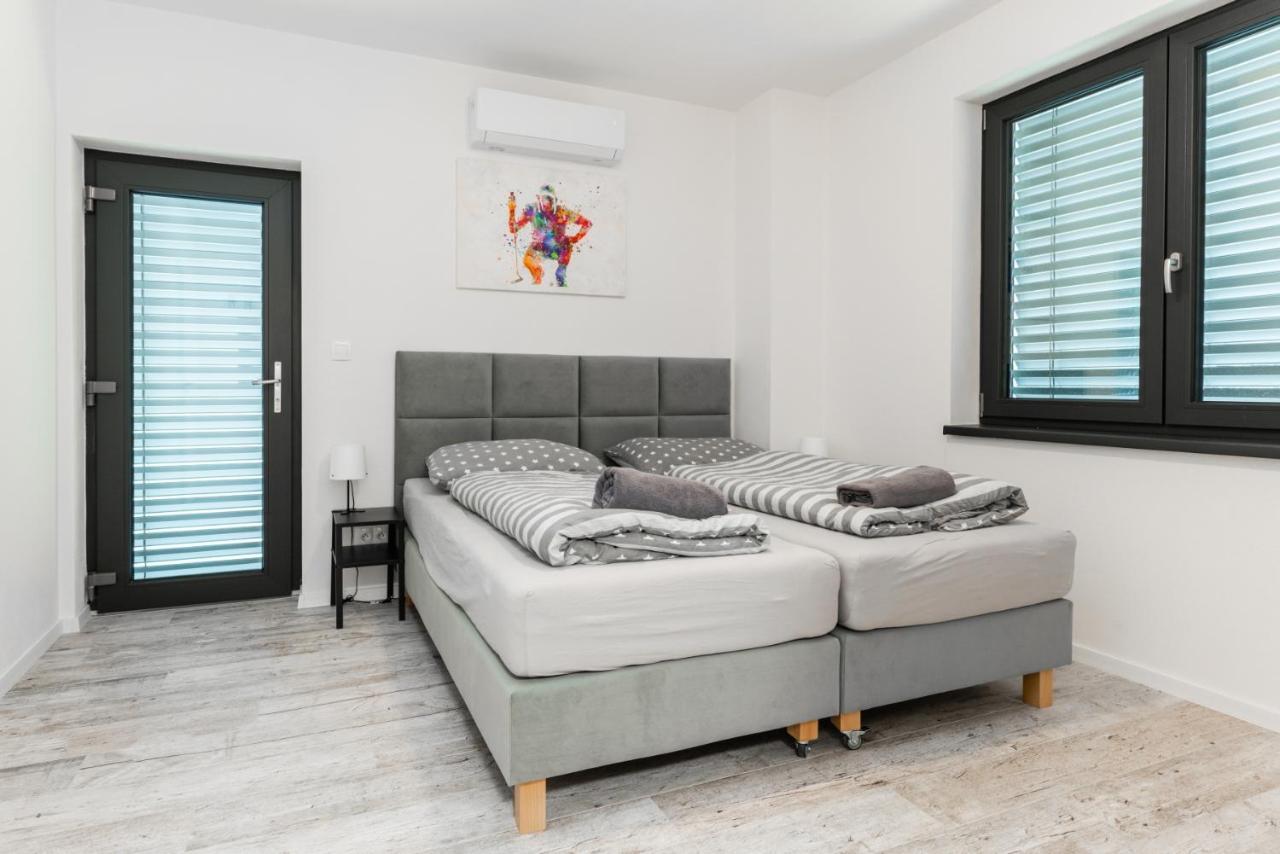 Malina Penati Golf Villa Sajdikove Humence Luaran gambar